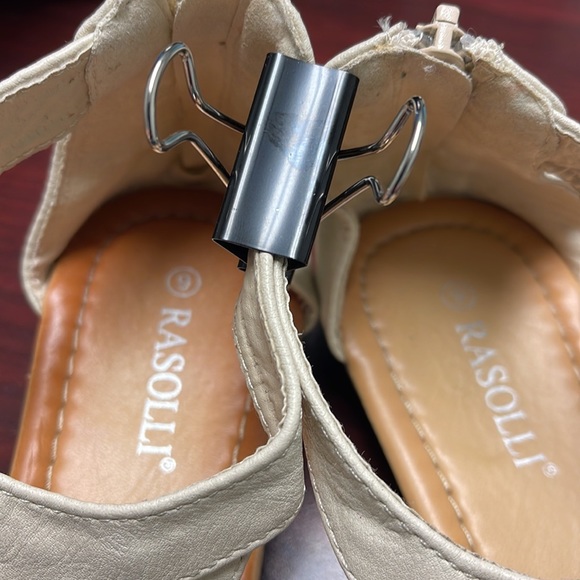 Aldo Silver Sequence Sandals 🩴 and Rasolli Cream/Beige Sandals - Picture 5 of 12